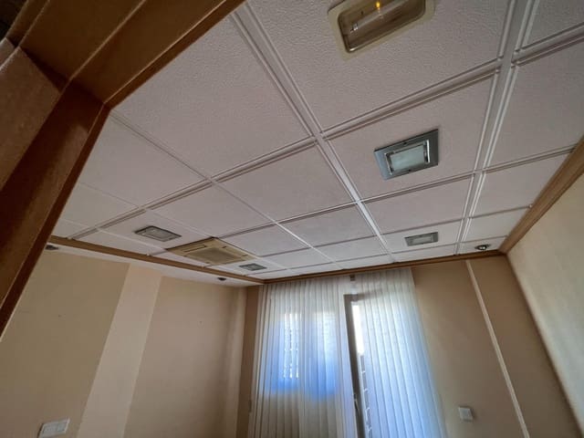 3 bedroom Office for sale in Novelda - € 149,000 (Ref: 7975928)