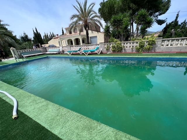 6 chambre Villa/Maison à vendre à Novelda avec piscine garage - 360 000 € (Ref: 7975930)