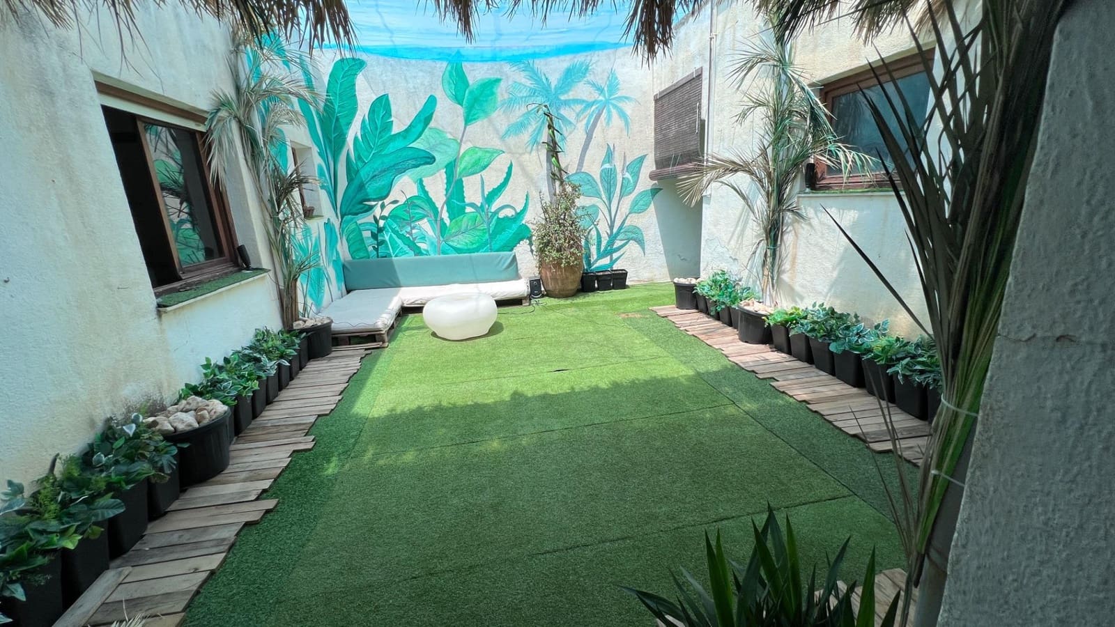 6 bedroom Villa for sale in Novelda with pool garage - € 360,000 (Ref: 7975930)