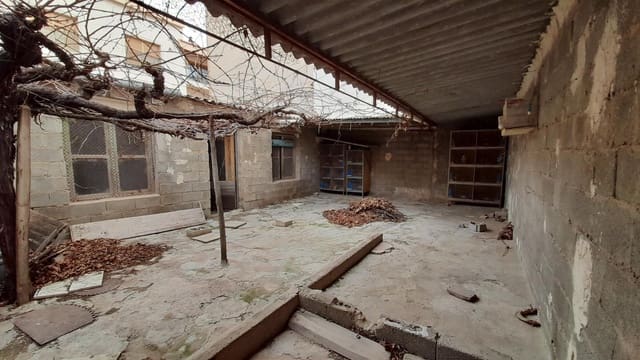 1 bedroom Commercial for sale in Novelda with garage - € 75,000 (Ref: 8107811)