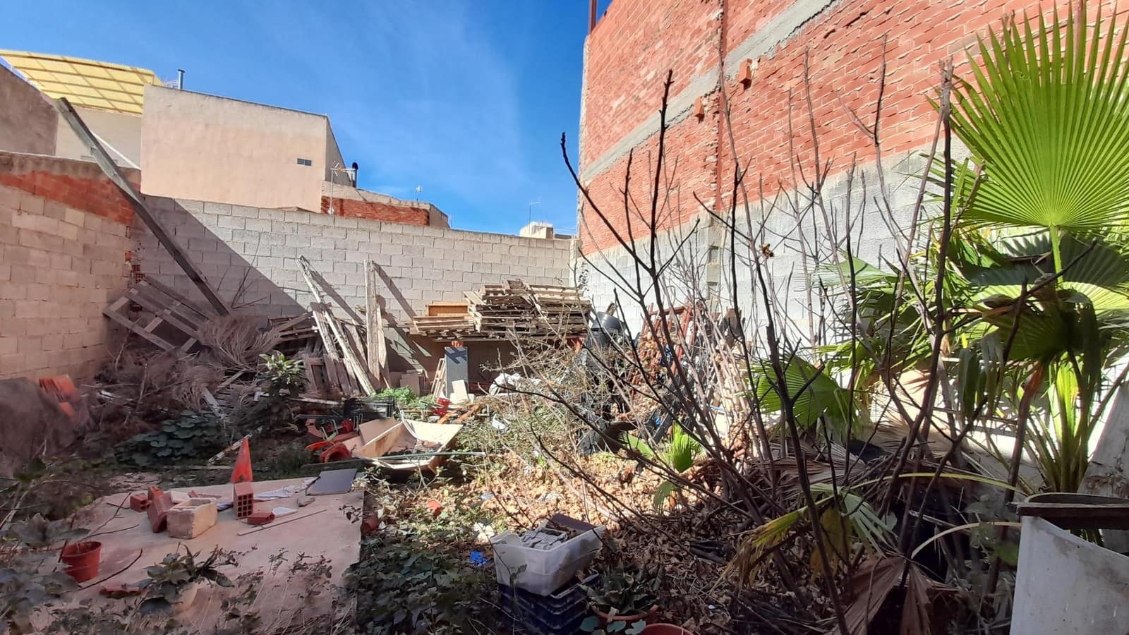 Garasje til salgs i Novelda - € 80 000 (Ref: 9040648)