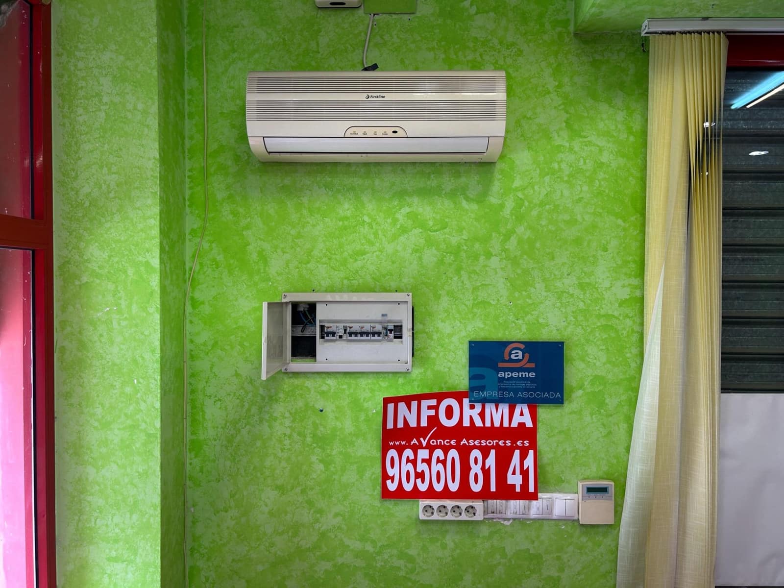 Bedrijf te koop in Novelda met garage - € 65.000 (Ref: 9040654)