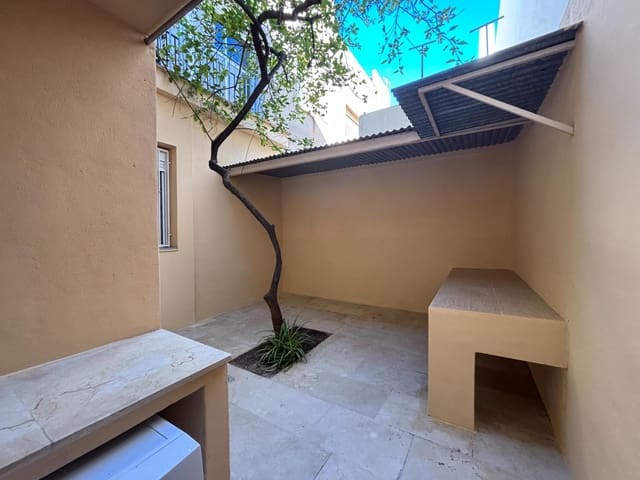 5 soverom Villa til salgs i Novelda med garasje - € 179 000 (Ref: 9075802)