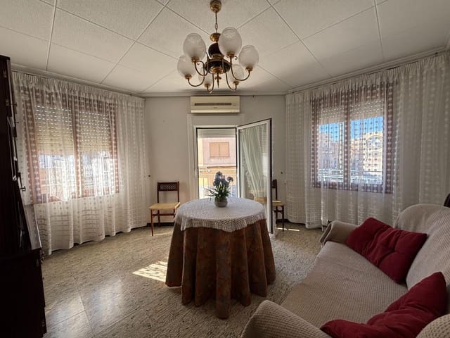 5 soverom Villa til salgs i Novelda med garasje - € 179 000 (Ref: 9075802)