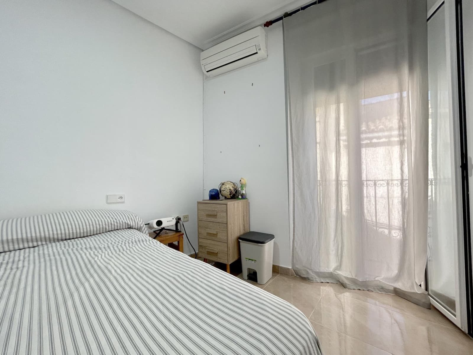 5 soveværelse Byhus til salg i Novelda - € 168.000 (Ref: 9276334)