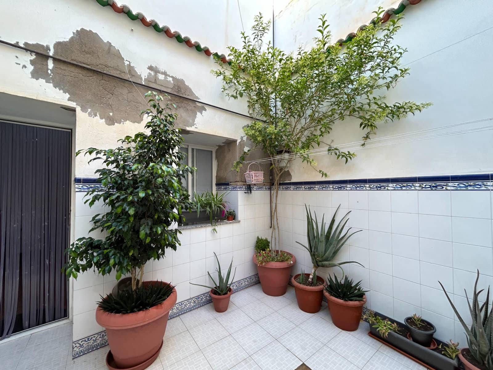 5 soveværelse Byhus til salg i Novelda - € 168.000 (Ref: 9276334)