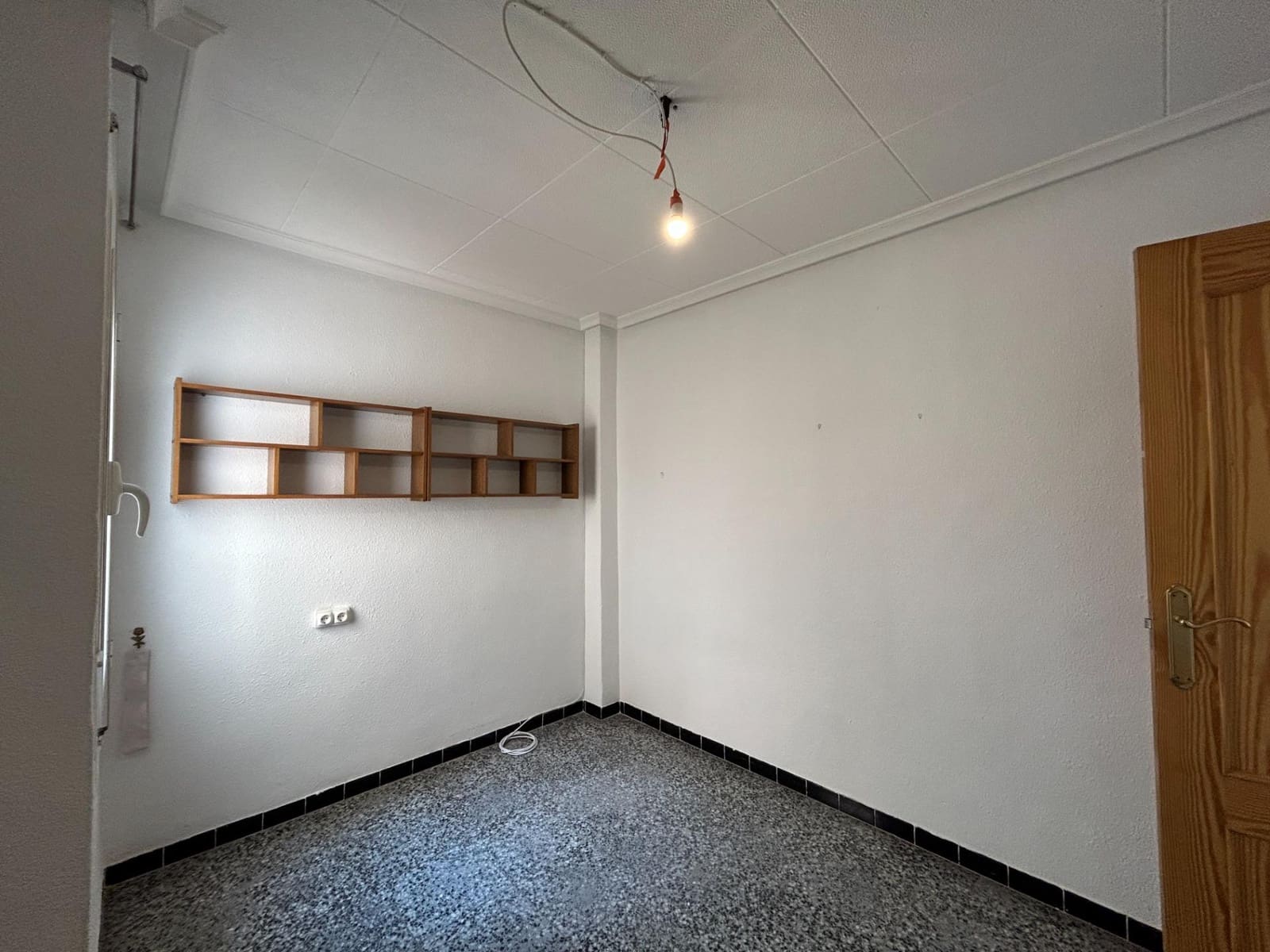 4 makuuhuone Asunto myytävänä paikassa Novelda - 79 000 € (Ref: 9296892)