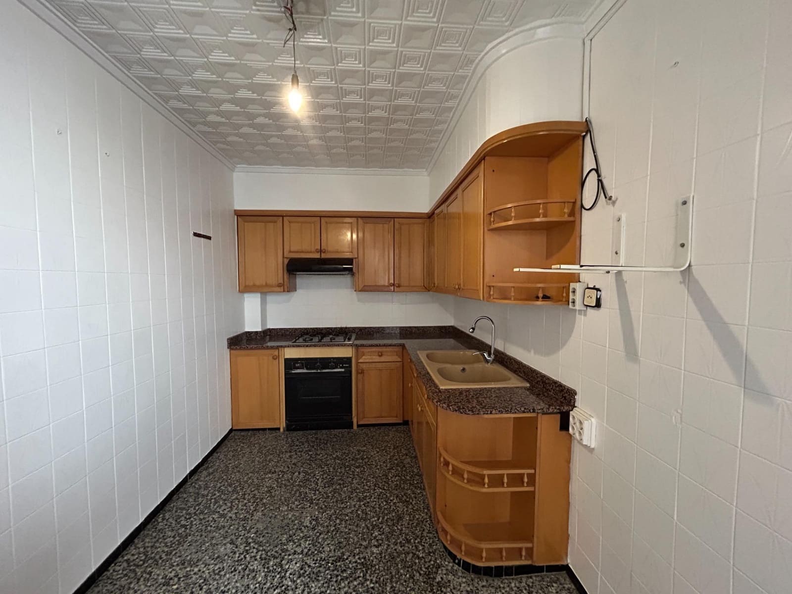 4 makuuhuone Asunto myytävänä paikassa Novelda - 79 000 € (Ref: 9296892)