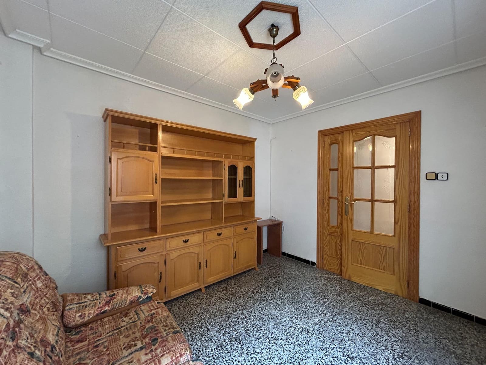 4 makuuhuone Asunto myytävänä paikassa Novelda - 79 000 € (Ref: 9296892)