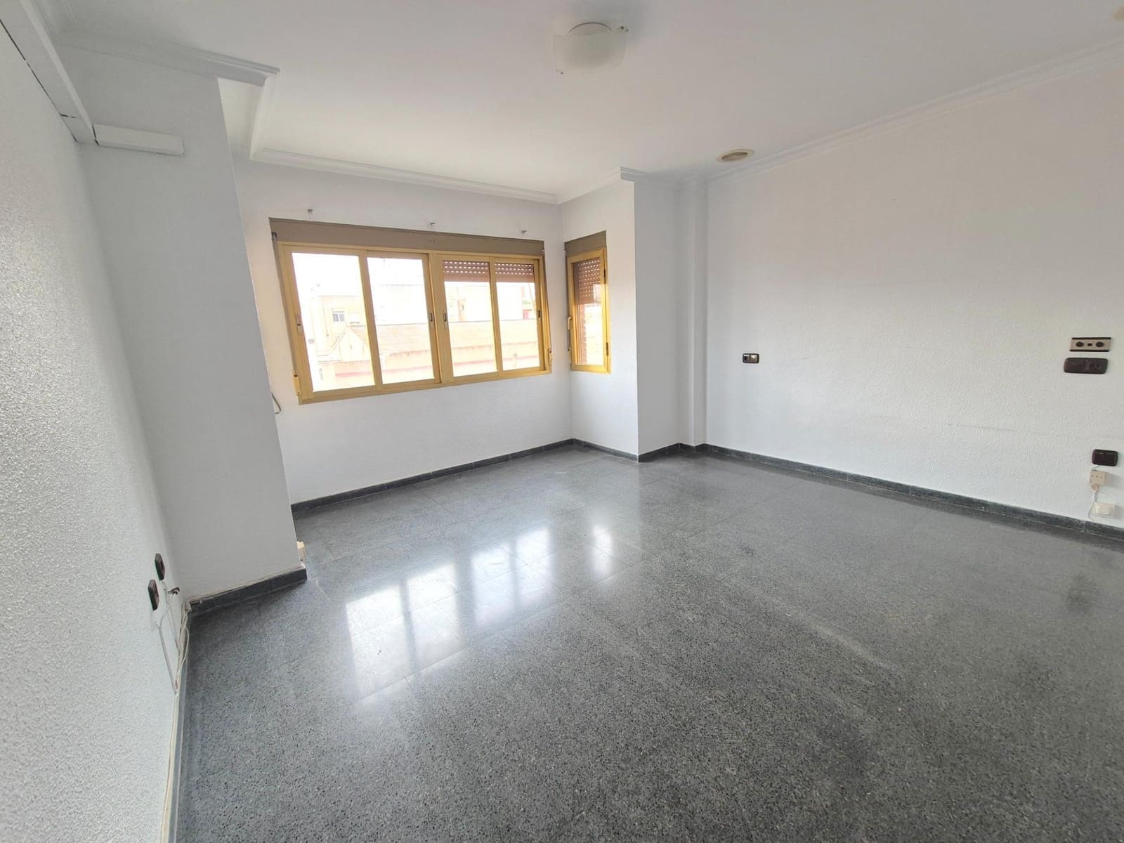 3 Zimmer Wohnung zu verkaufen in Monforte del Cid - 115.000 € (Ref: 9310899)