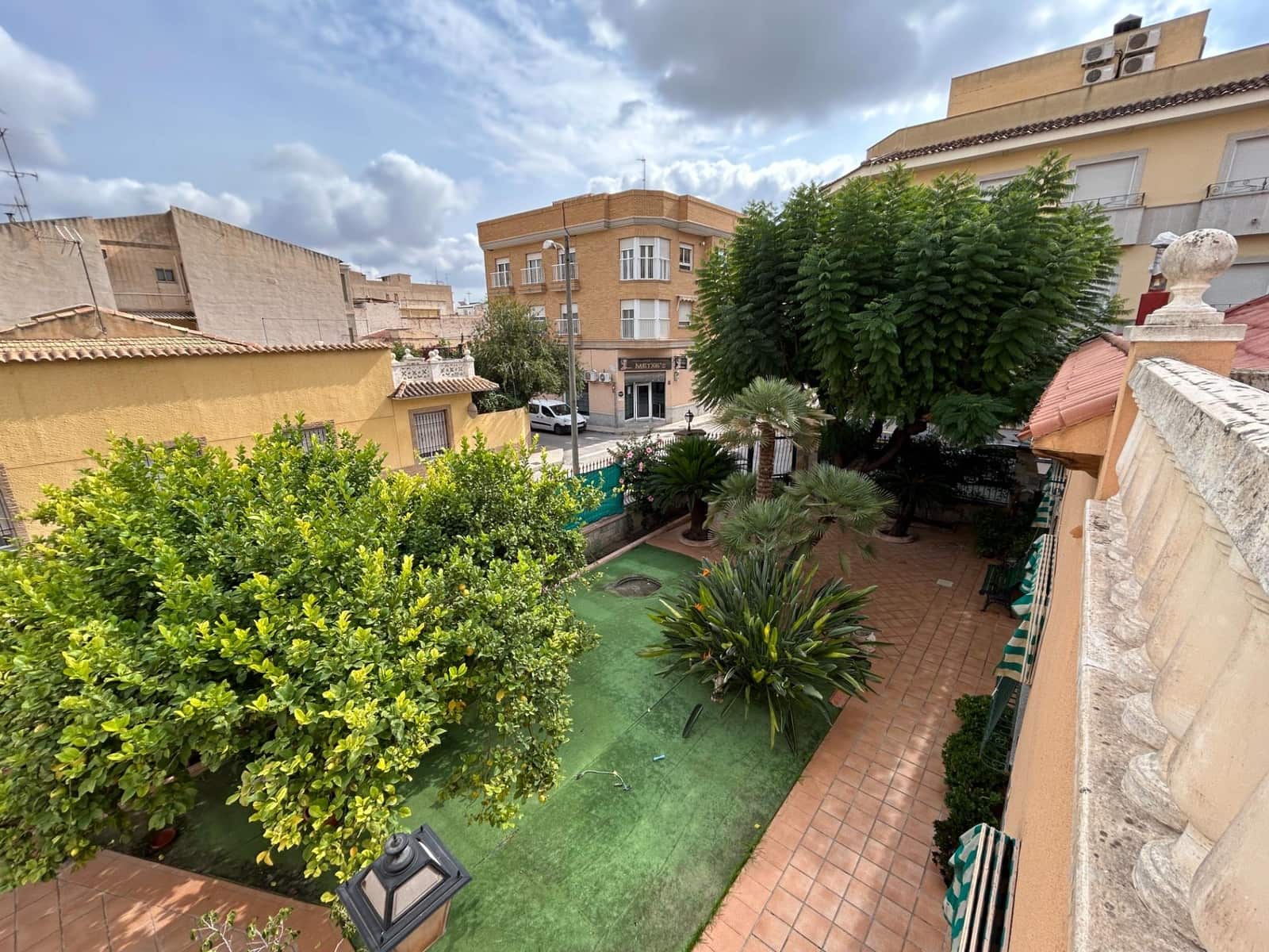 5 soverom Villa til salgs i Novelda med svømmebasseng garasje - € 299 000 (Ref: 9324336)