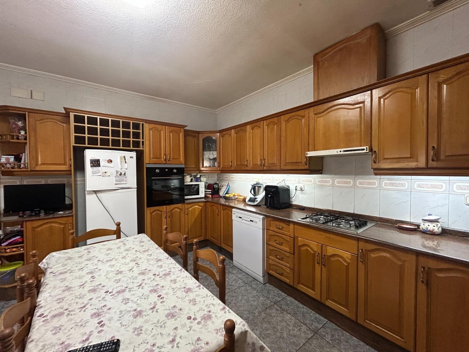 5 soverom Villa til salgs i Novelda med svømmebasseng garasje - € 299 000 (Ref: 9324336)