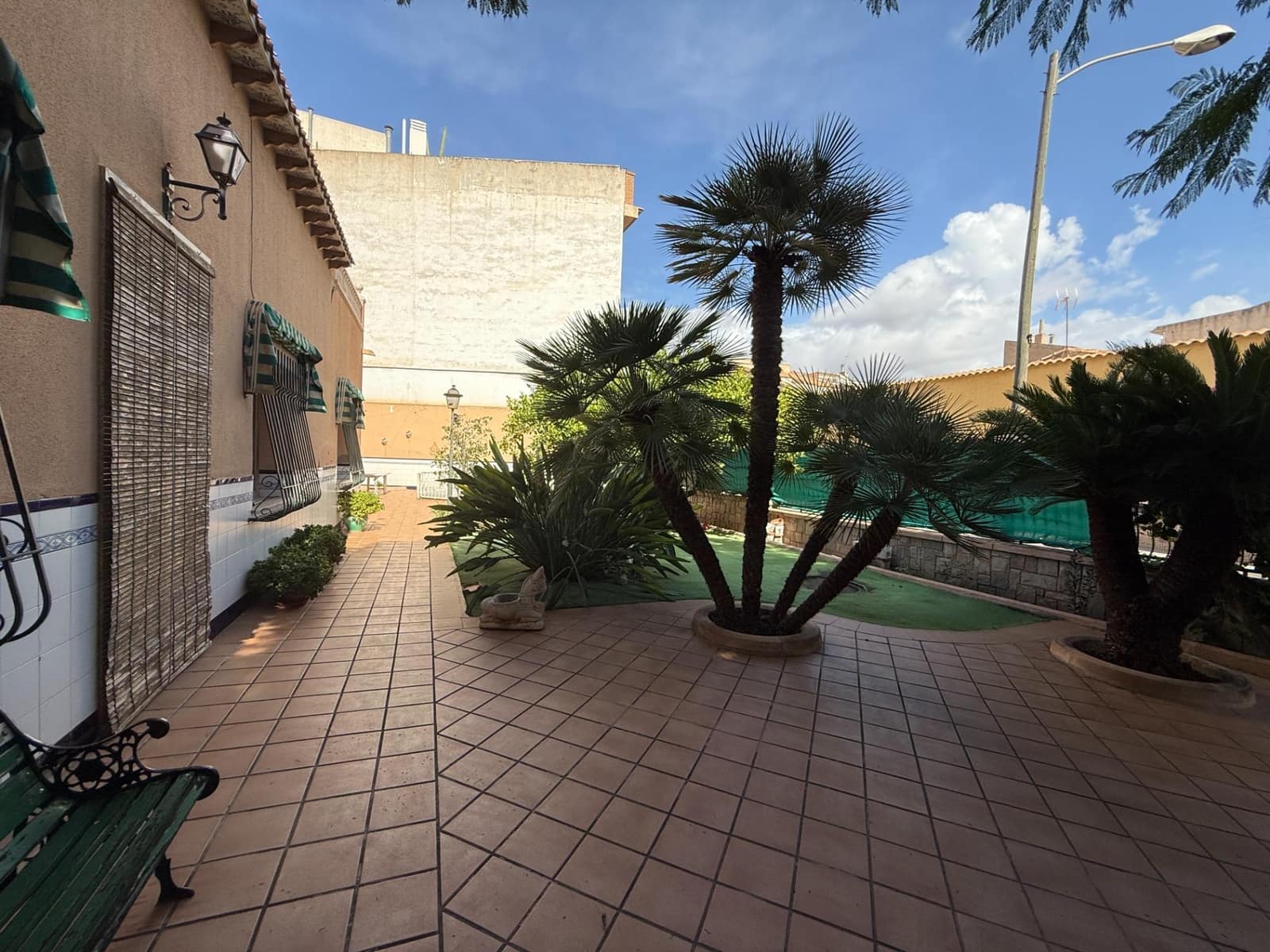 5 soverom Villa til salgs i Novelda med svømmebasseng garasje - € 299 000 (Ref: 9324336)