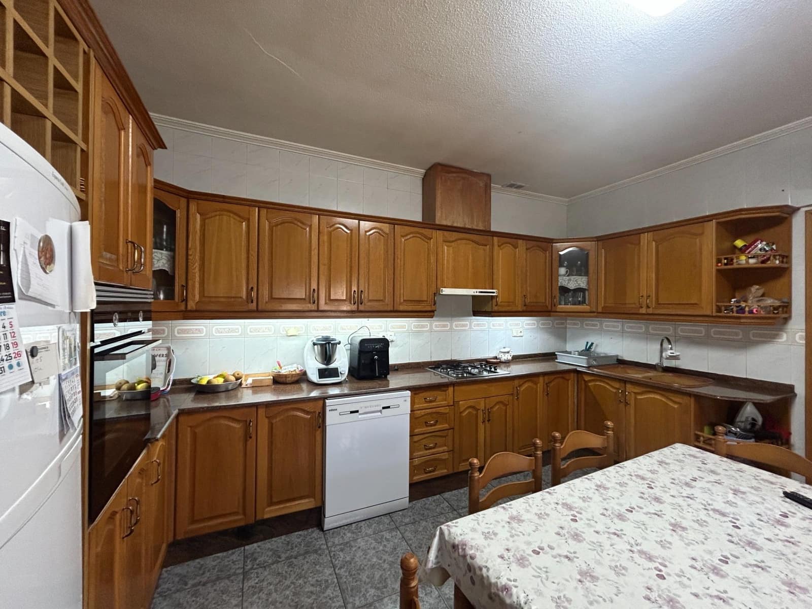 5 soverom Villa til salgs i Novelda med svømmebasseng garasje - € 299 000 (Ref: 9324336)