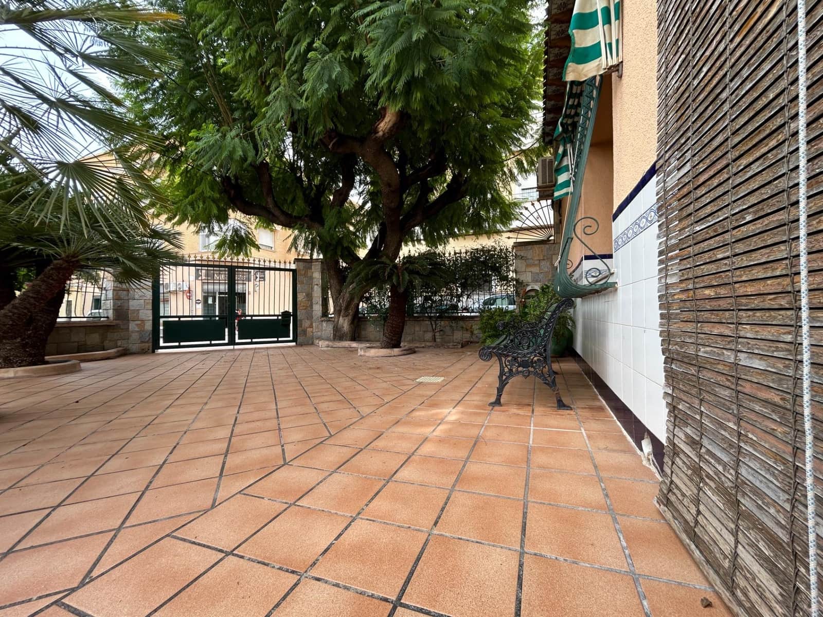 5 soverom Villa til salgs i Novelda med svømmebasseng garasje - € 299 000 (Ref: 9324336)