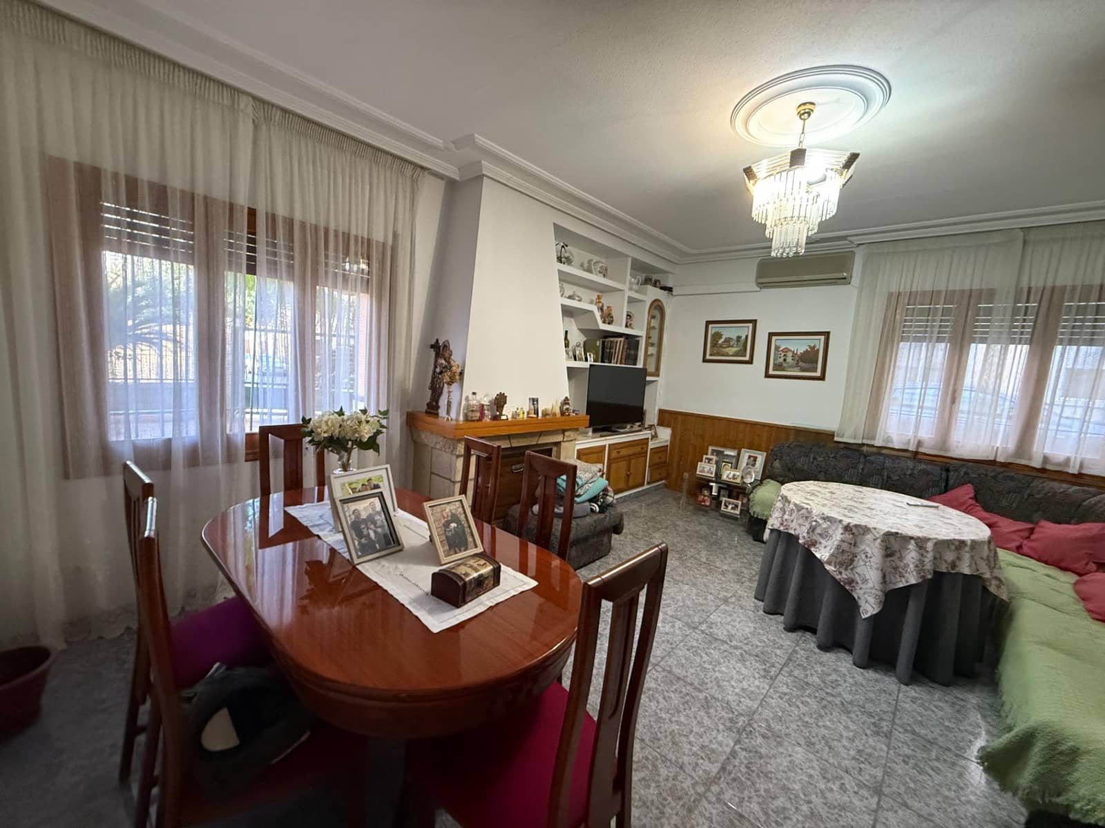 5 soverom Villa til salgs i Novelda med svømmebasseng garasje - € 299 000 (Ref: 9324336)