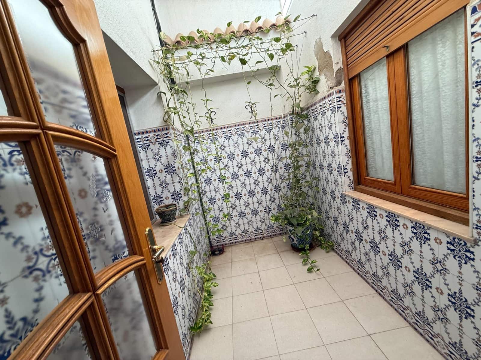 5 soverom Villa til salgs i Novelda med svømmebasseng garasje - € 299 000 (Ref: 9324336)