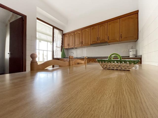 3 Zimmer Wohnung zu vermieten in Novelda - 650 € (Ref: 9382846)