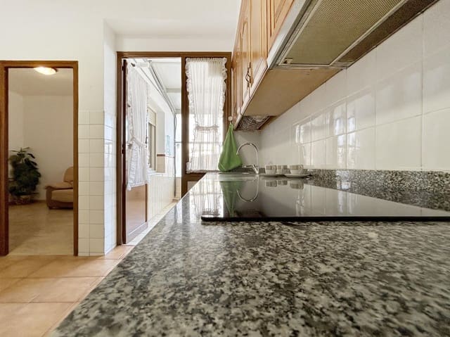 3 Zimmer Wohnung zu vermieten in Novelda - 650 € (Ref: 9382846)