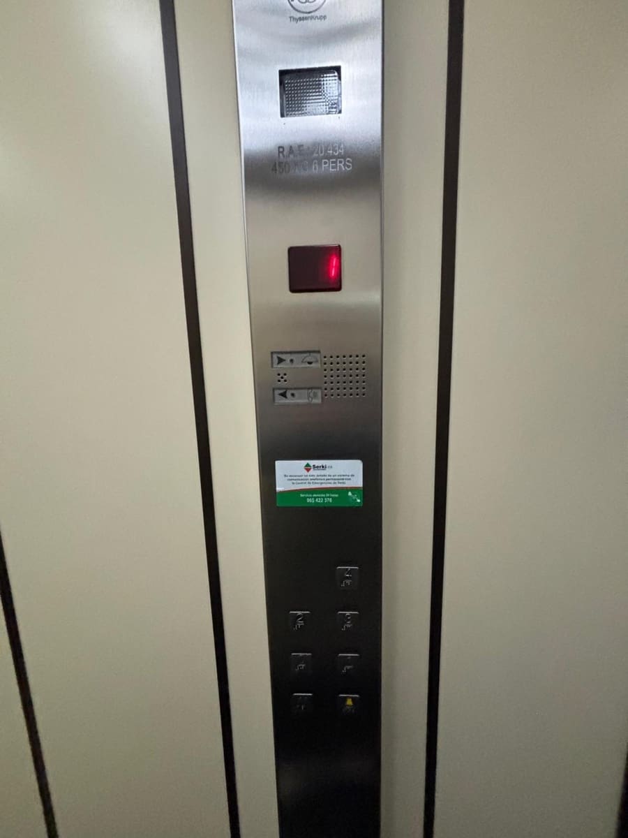 3 bedroom Flat for sale in Novelda - € 129,000 (Ref: 9385995)