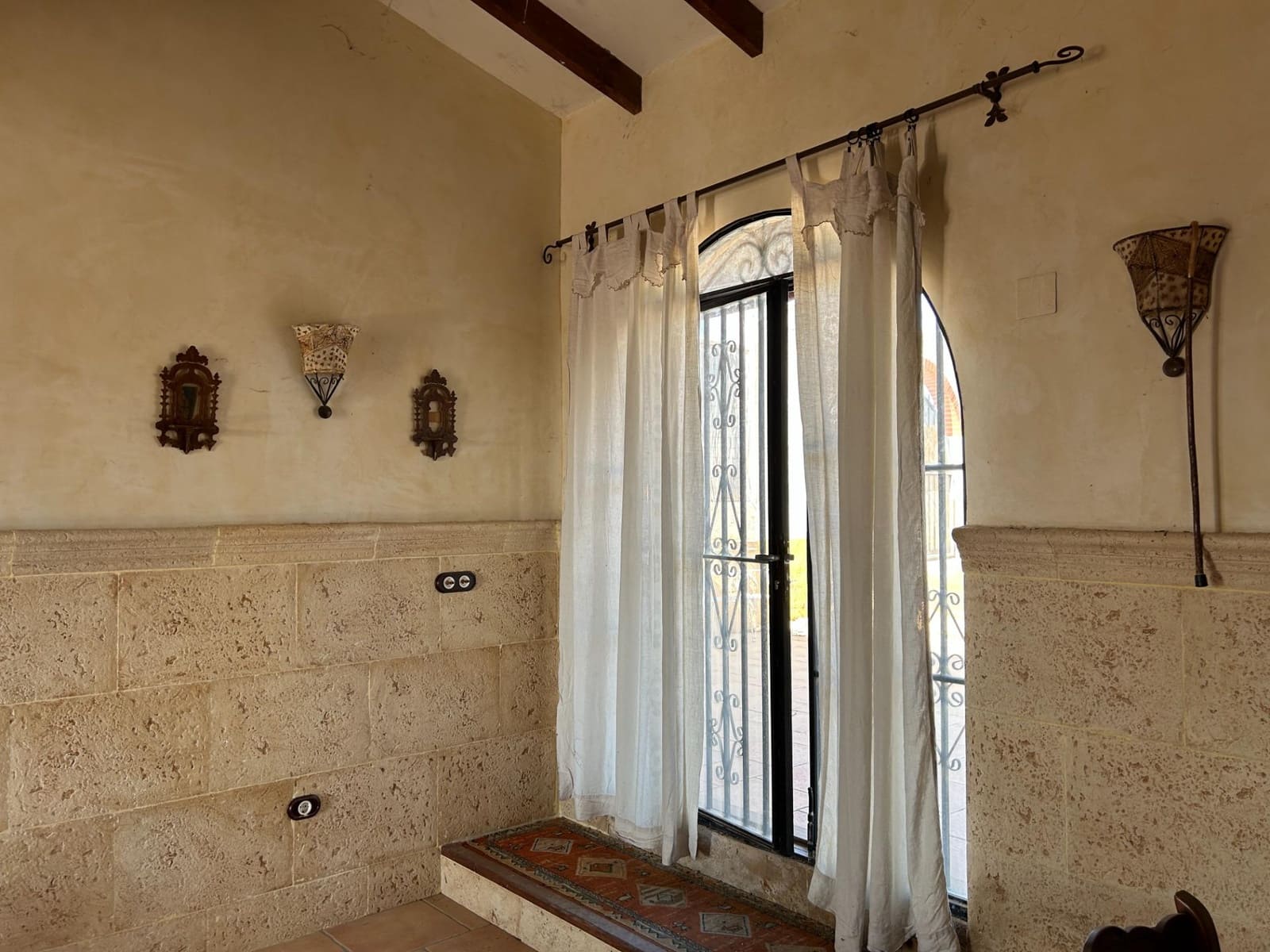 4 chambre Villa/Maison à vendre à Novelda avec piscine garage - 239 000 € (Ref: 9403395)