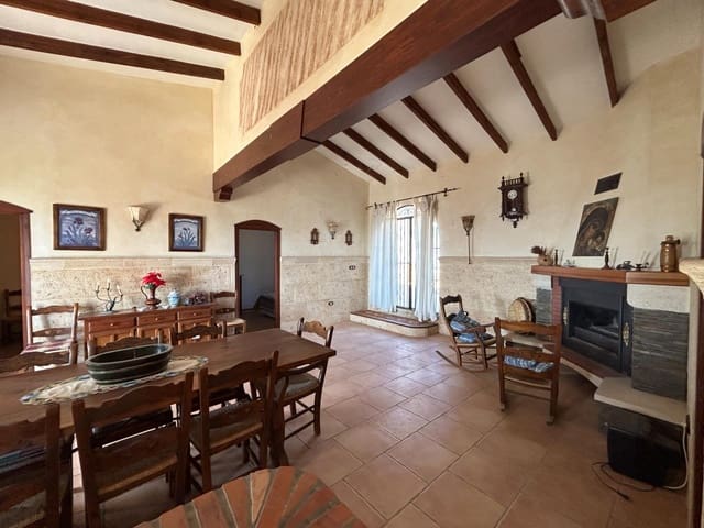 4 chambre Villa/Maison à vendre à Novelda avec piscine garage - 239 000 € (Ref: 9403395)