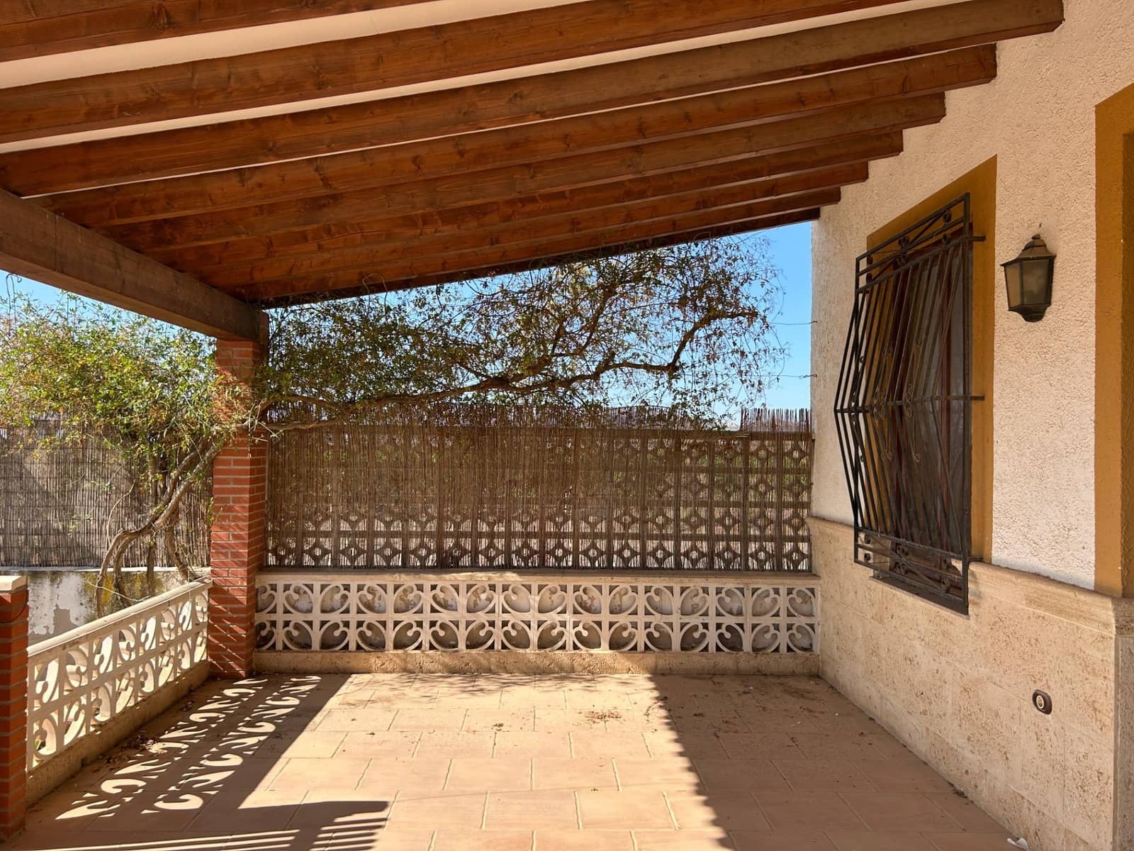 4 chambre Villa/Maison à vendre à Novelda avec piscine garage - 239 000 € (Ref: 9403395)