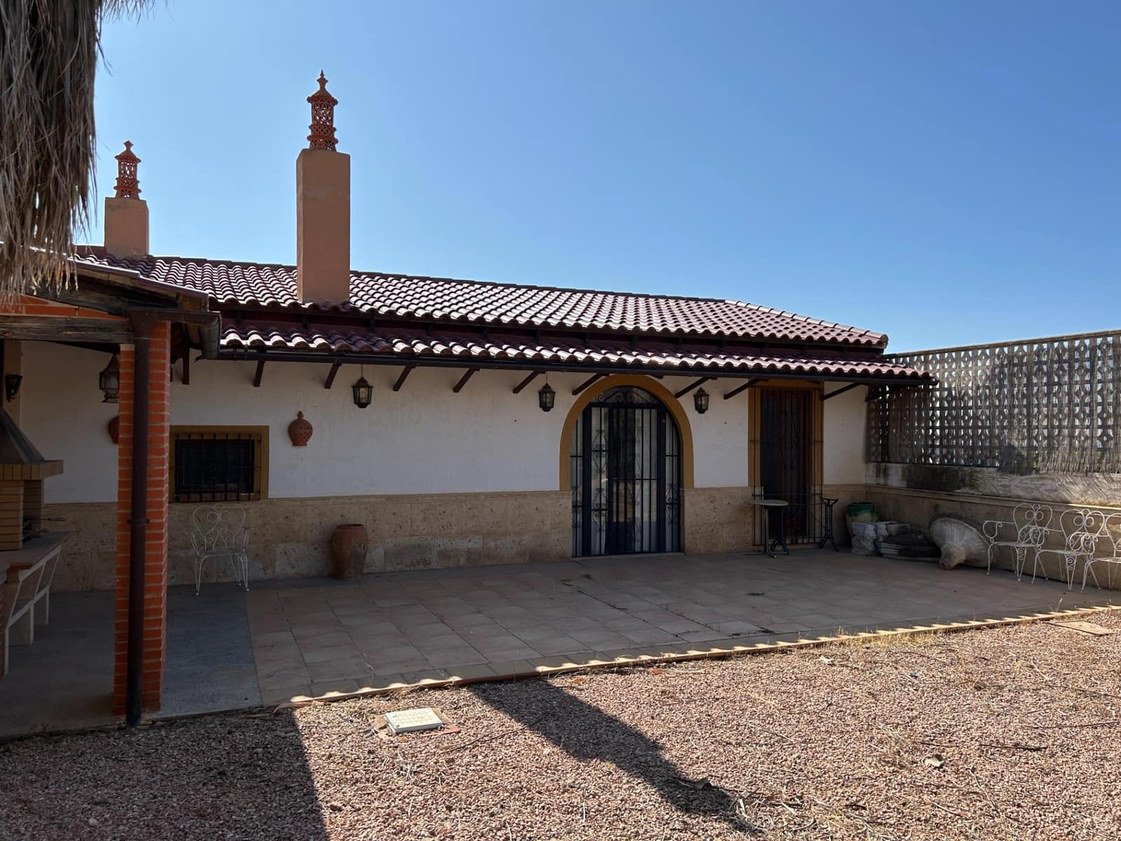 4 chambre Villa/Maison à vendre à Novelda avec piscine garage - 239 000 € (Ref: 9403395)