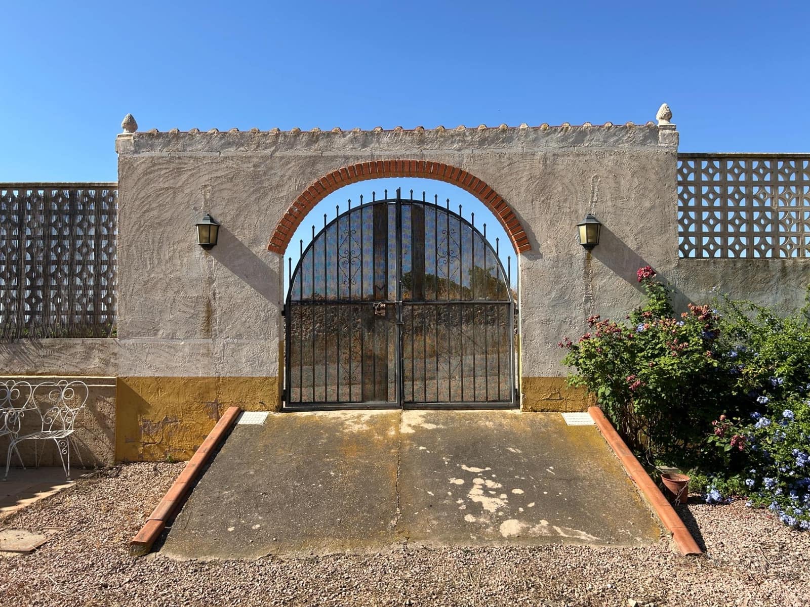 4 chambre Villa/Maison à vendre à Novelda avec piscine garage - 239 000 € (Ref: 9403395)