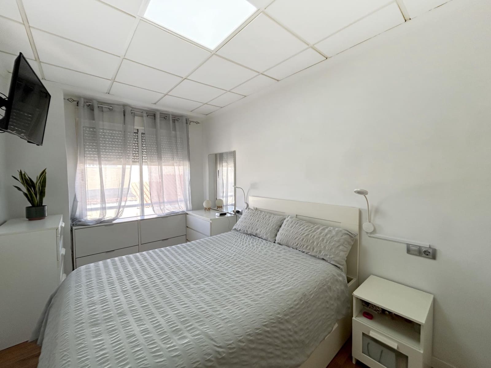 2 bedroom Flat for sale in Novelda - € 73,000 (Ref: 9406868)