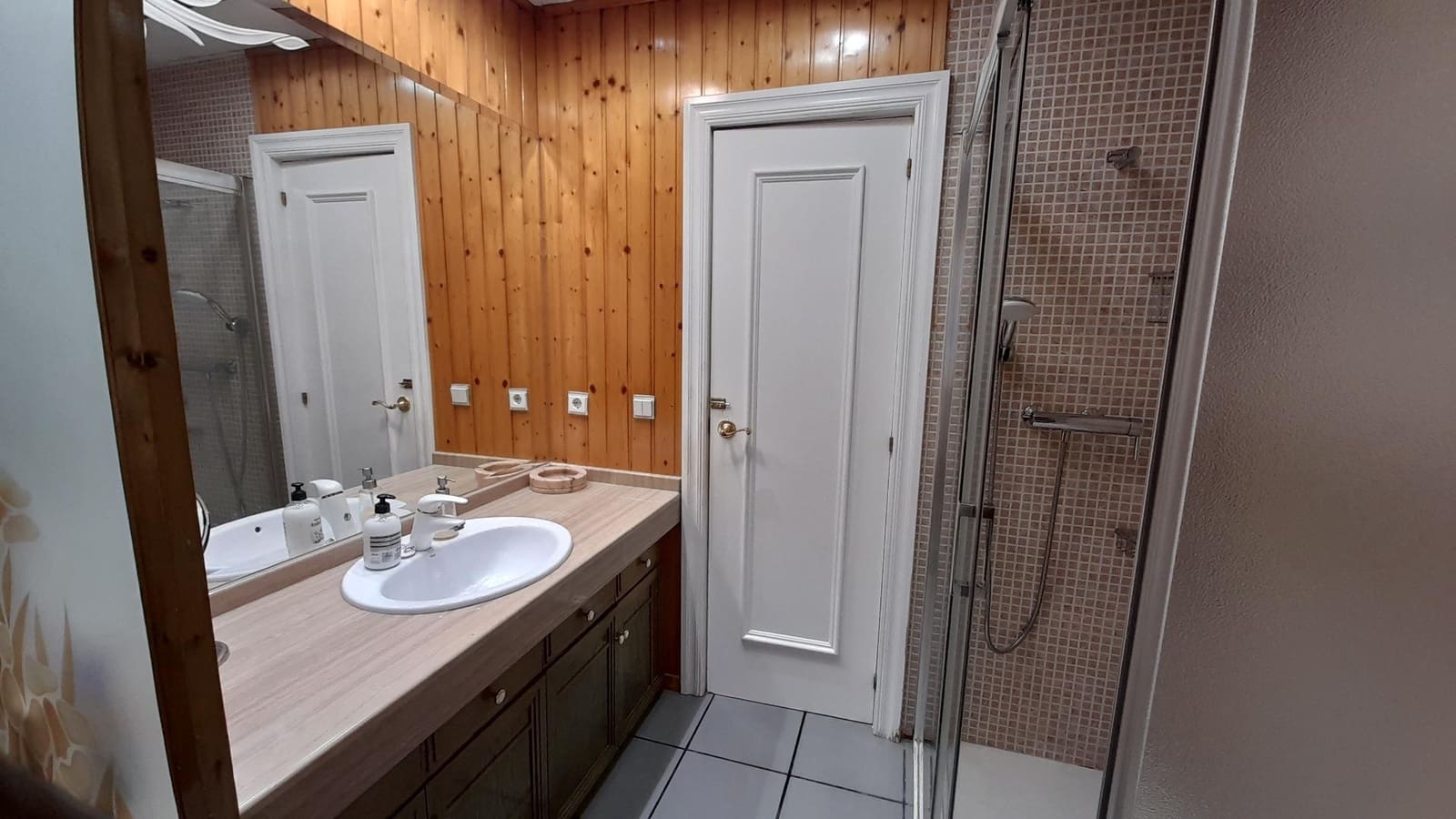 4 bedroom Flat for sale in Novelda - € 139,000 (Ref: 9406869)