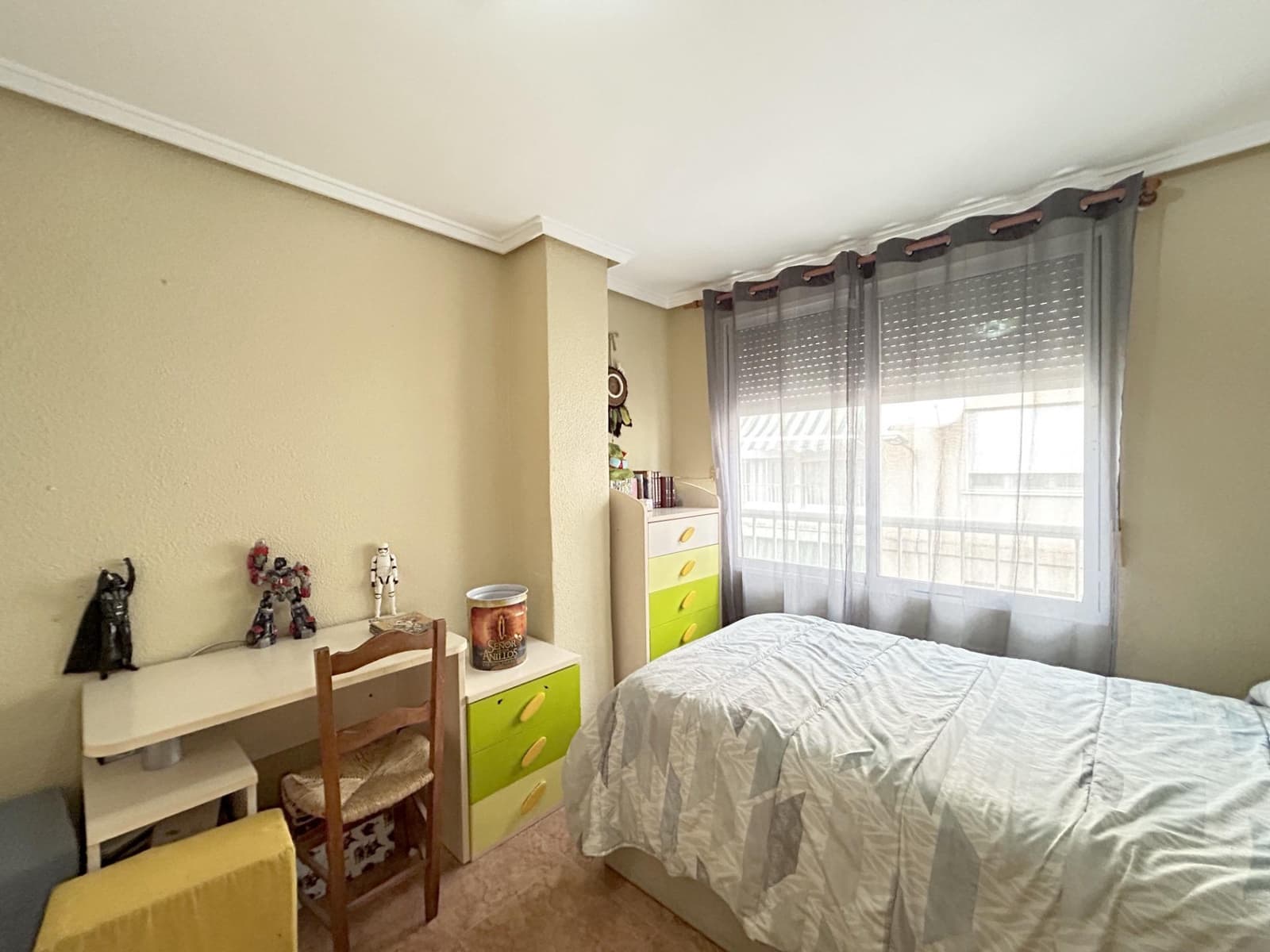 3 bedroom Flat for sale in Novelda - € 89,000 (Ref: 9409259)