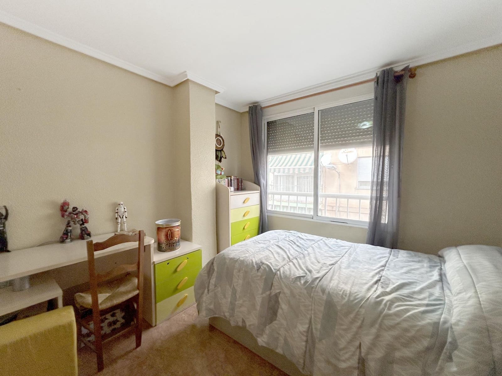 3 bedroom Flat for sale in Novelda - € 89,000 (Ref: 9409259)