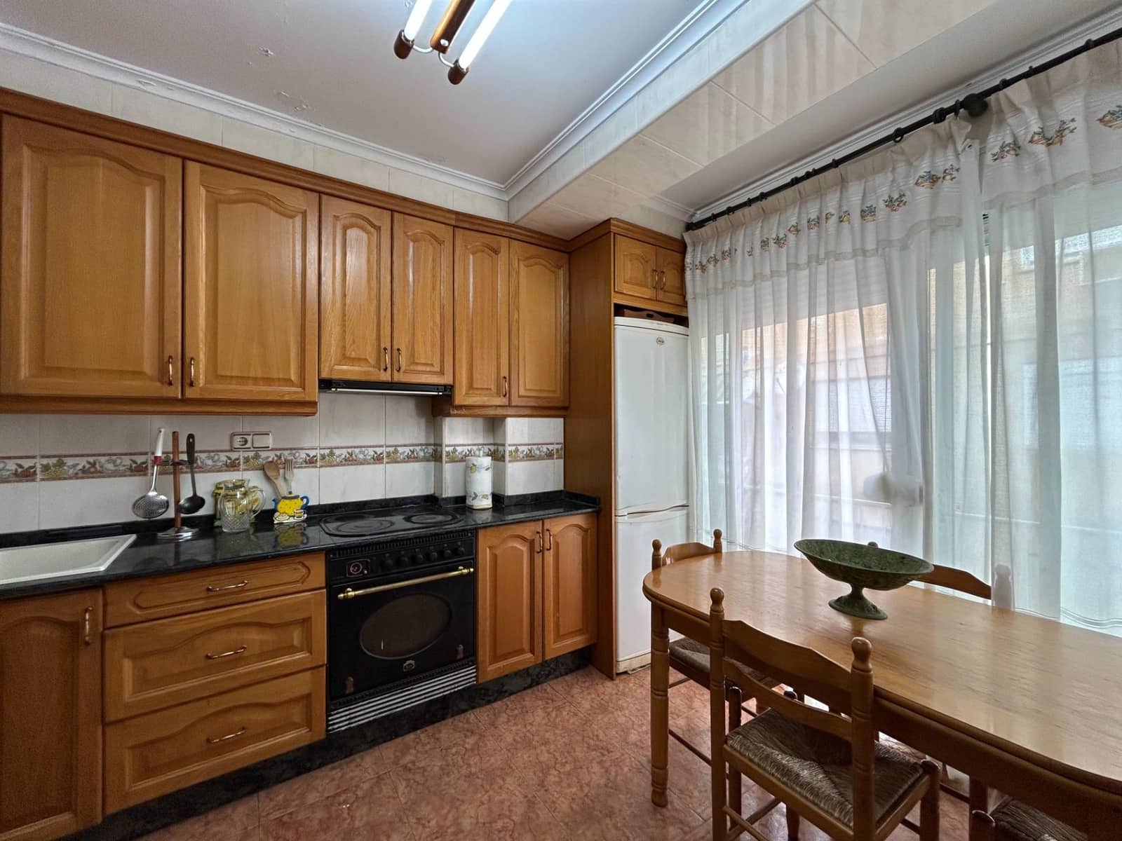 3 bedroom Flat for sale in Novelda - € 89,000 (Ref: 9409259)