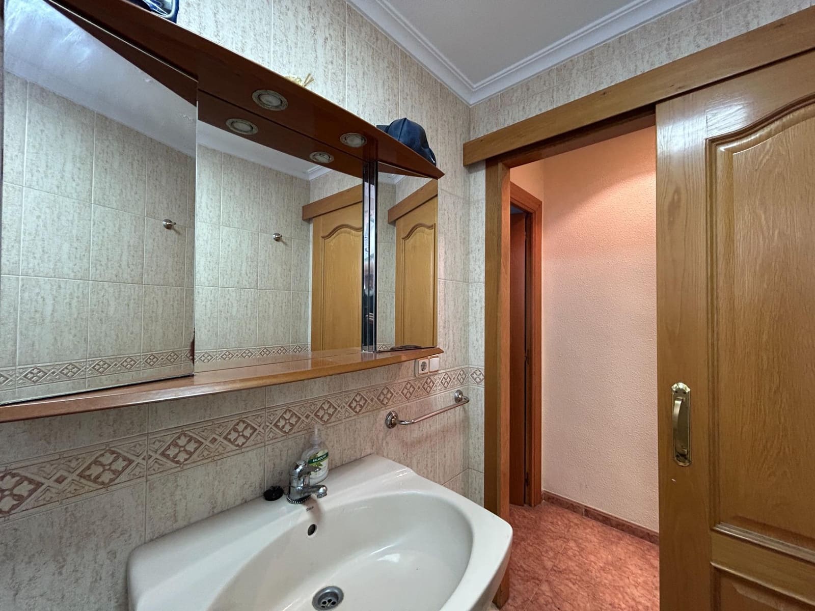 3 bedroom Flat for sale in Novelda - € 89,000 (Ref: 9409259)