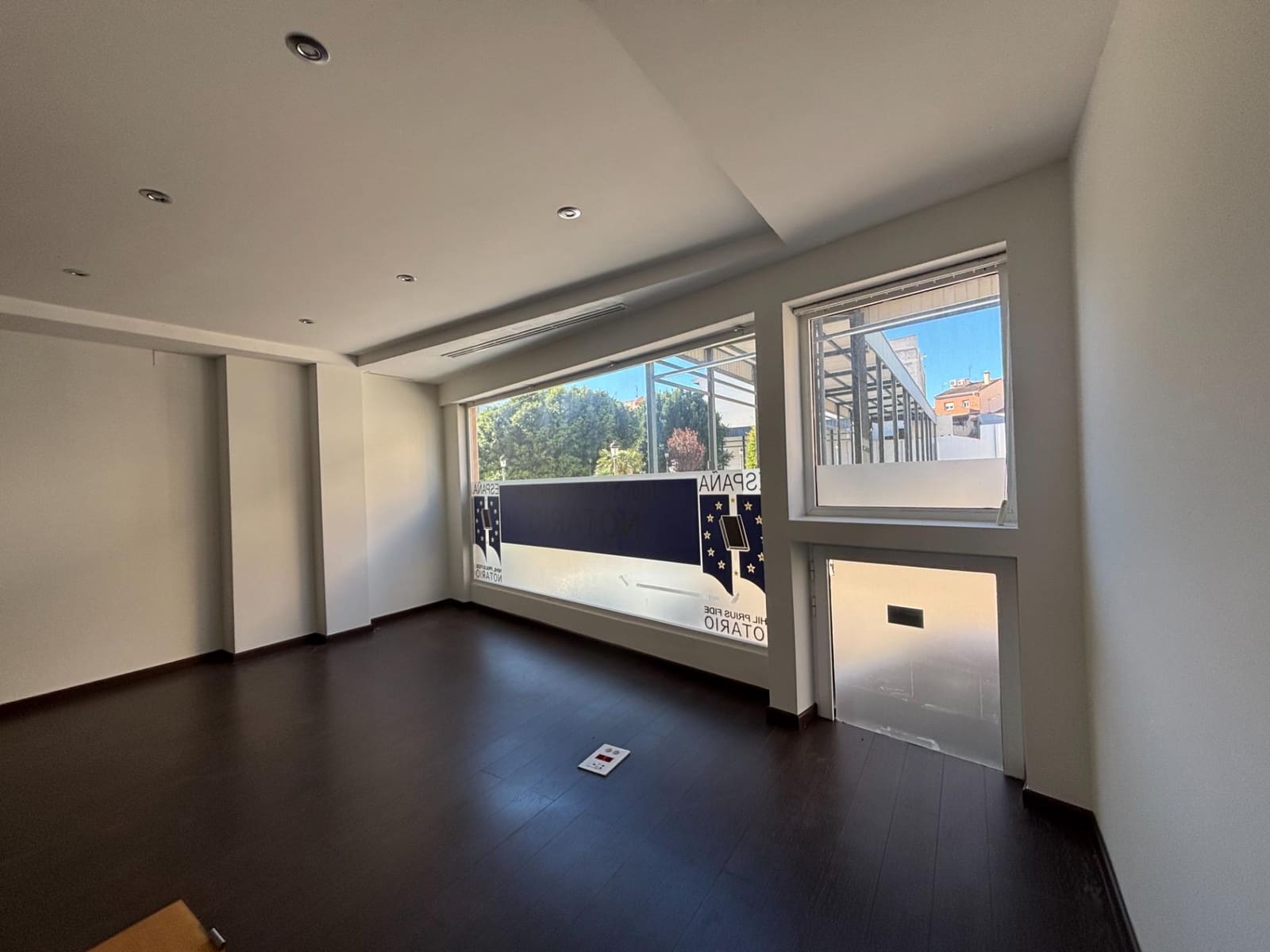 Ufficio in vendita in Novelda - 99.000 € (Rif: 9409260)