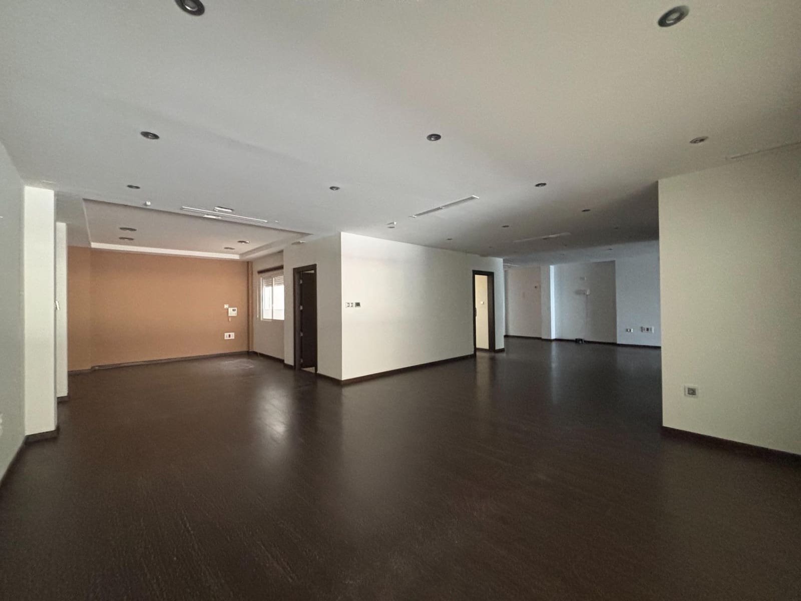 Ufficio in vendita in Novelda - 99.000 € (Rif: 9409260)