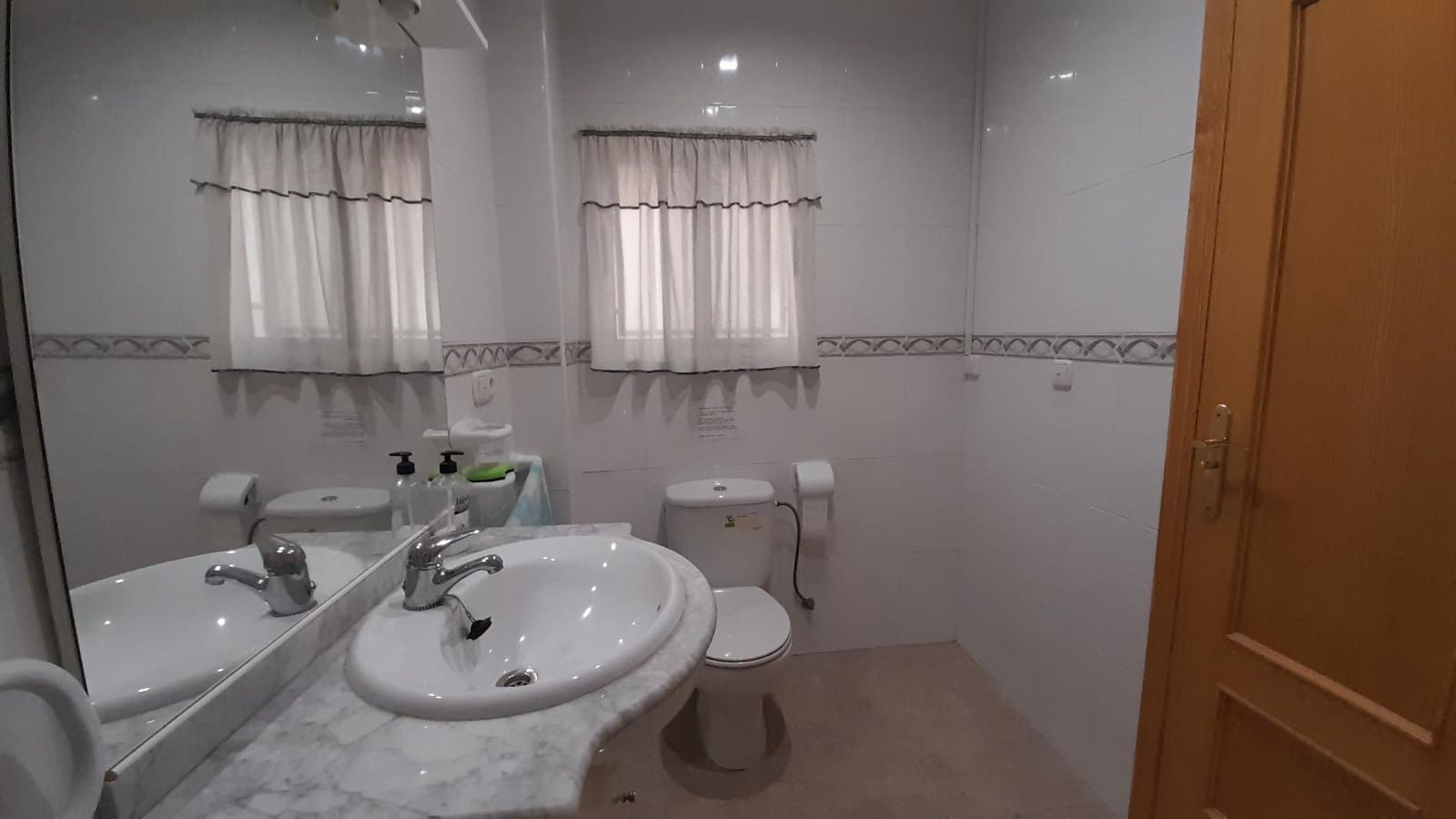 Business for sale in Novelda with garage - € 45,000 (Ref: 9409261)