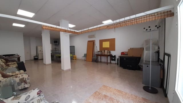 Business for sale in Novelda with garage - € 45,000 (Ref: 9409261)