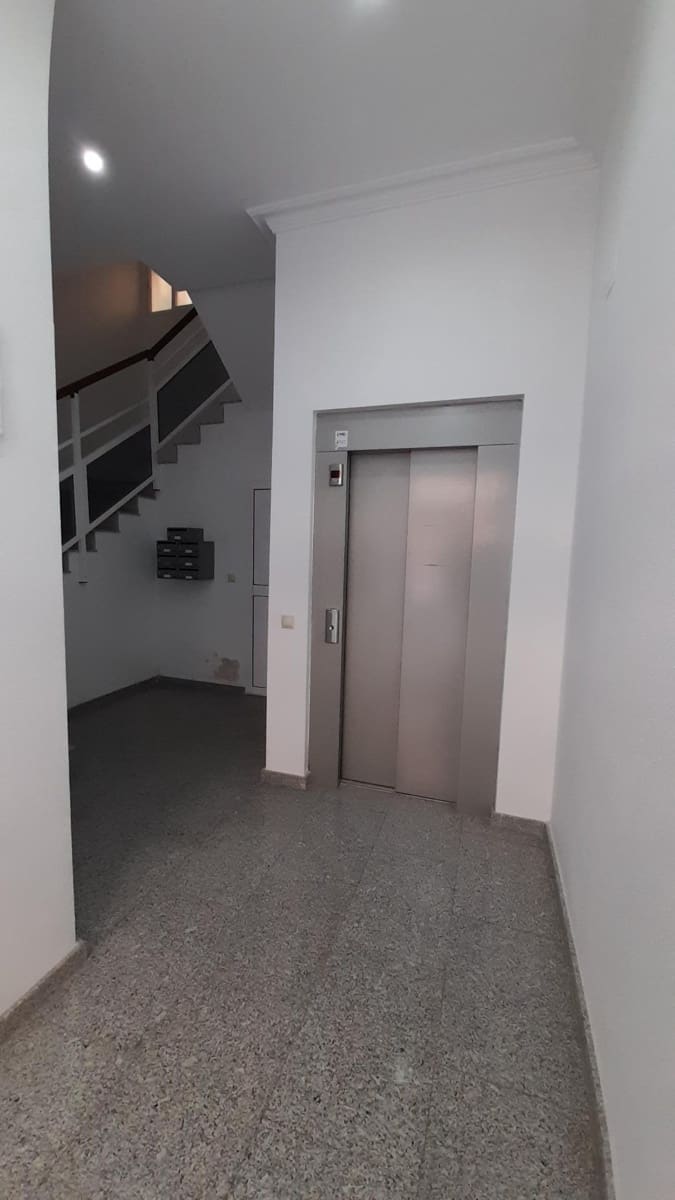 3 camera da letto Appartamento da affittare in Novelda - 650 € (Rif: 9415930)