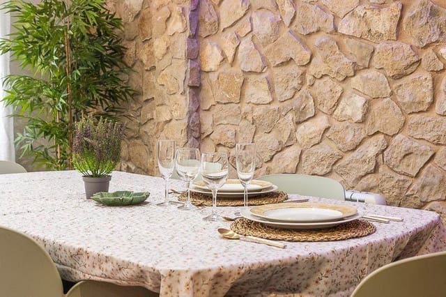 2 Zimmer Wohnung zu verkaufen in Novelda - 125.000 € (Ref: 9453263)