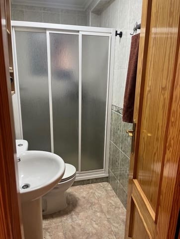 Adosado de 3 habitaciones en Algorfa en alquiler - 800 € (Ref: 10005744)