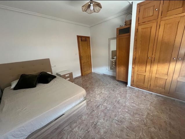 Adosado de 3 habitaciones en Algorfa en alquiler - 800 € (Ref: 10005744)