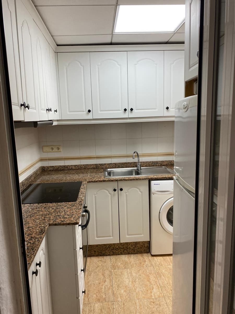2 soveværelse Lejlighed til salg i Torrevieja med swimmingpool - € 169.900 (Ref: 10043157)