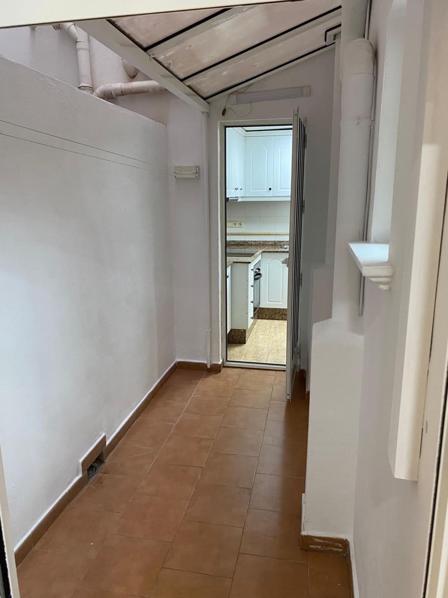 2 soveværelse Lejlighed til salg i Torrevieja med swimmingpool - € 169.900 (Ref: 10043157)