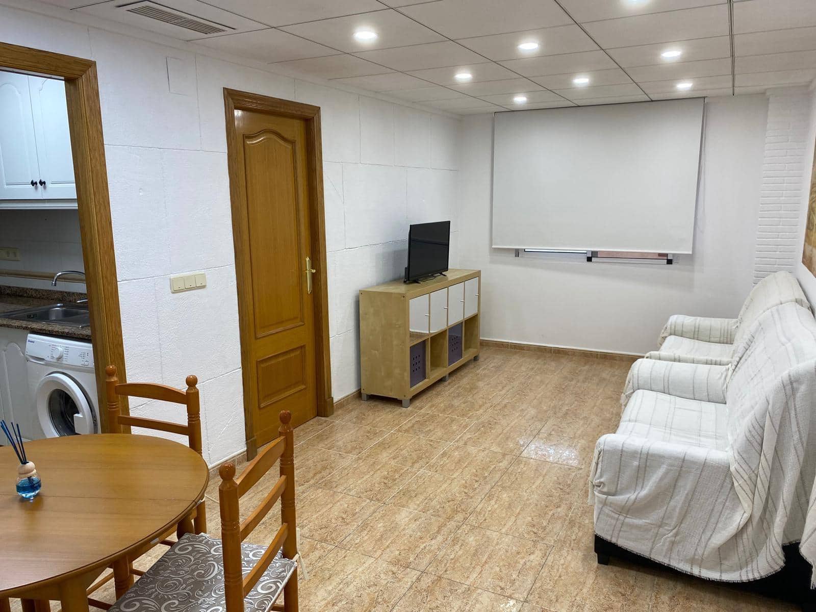 2 soveværelse Lejlighed til salg i Torrevieja med swimmingpool - € 169.900 (Ref: 10043157)