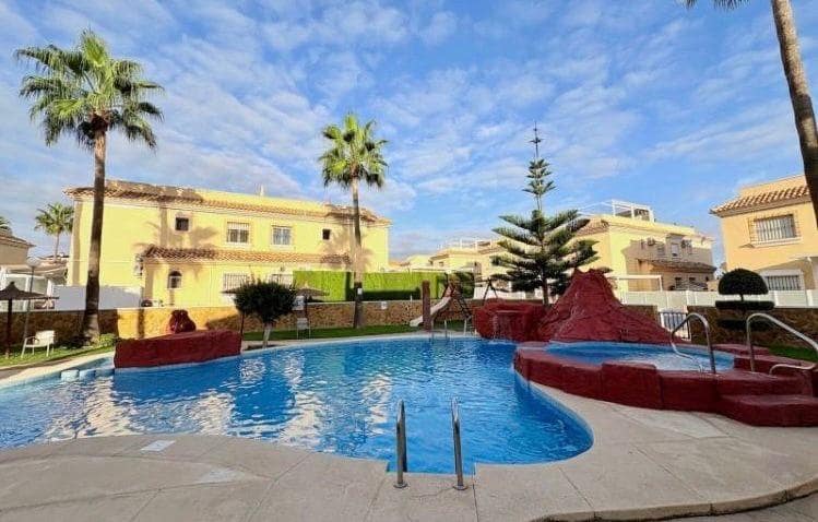 2 makuuhuone Bungalow myytävänä paikassa Los Dolses mukana uima-altaan - 223 000 € (Ref: 10076556)