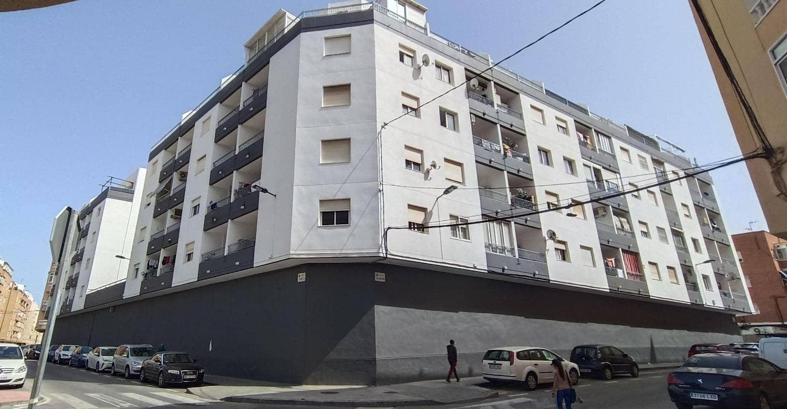 2 quarto Apartamento para venda em Torrevieja com piscina - 113 000 € (Ref: 10078225)