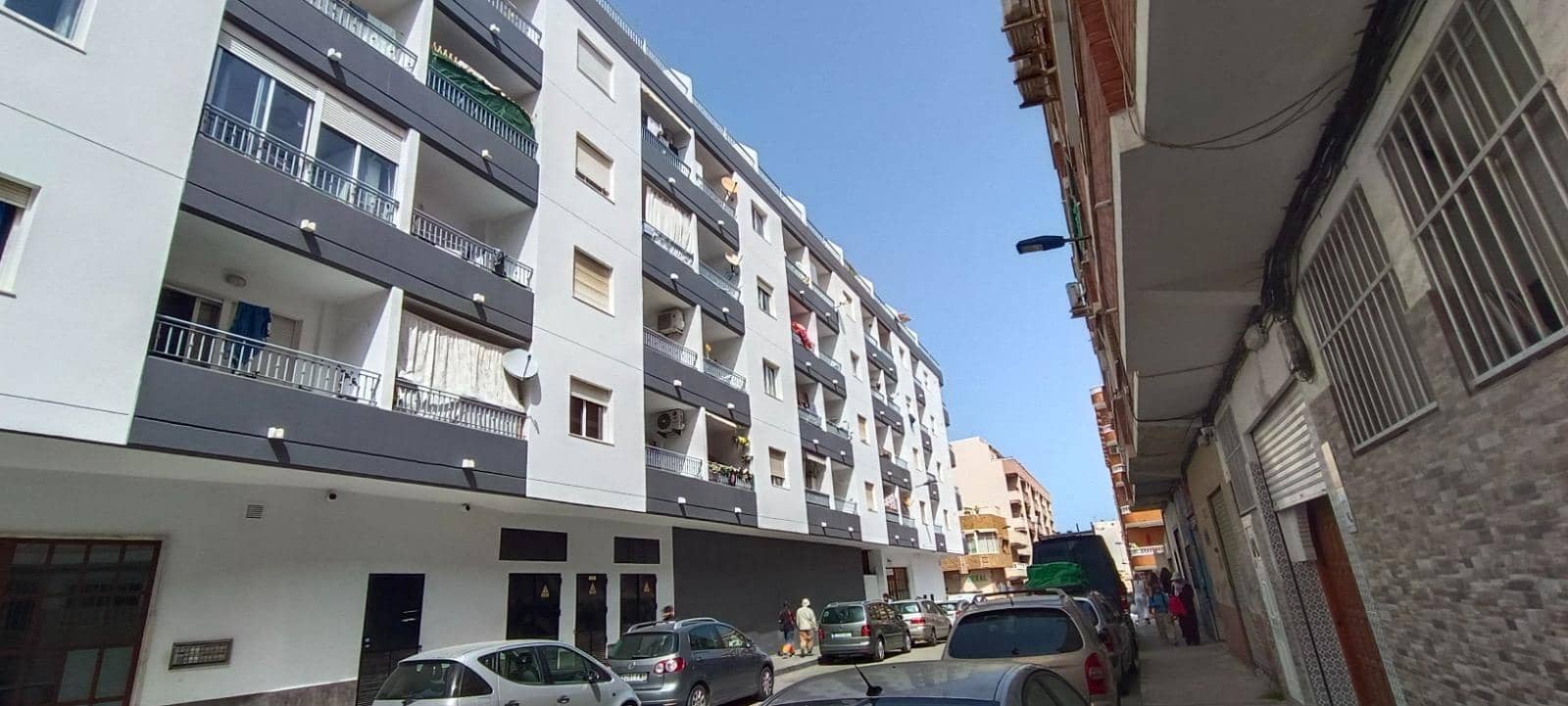 2 quarto Apartamento para venda em Torrevieja com piscina - 113 000 € (Ref: 10078225)