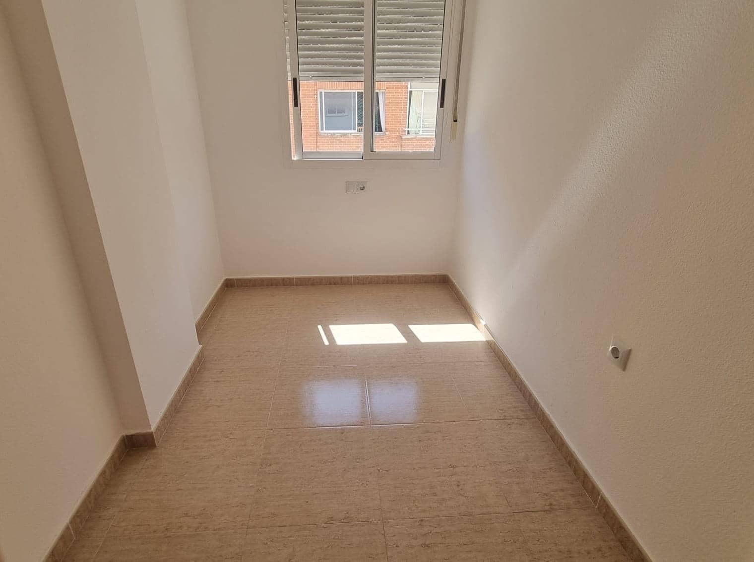 2 quarto Apartamento para venda em Torrevieja com piscina - 113 000 € (Ref: 10078225)
